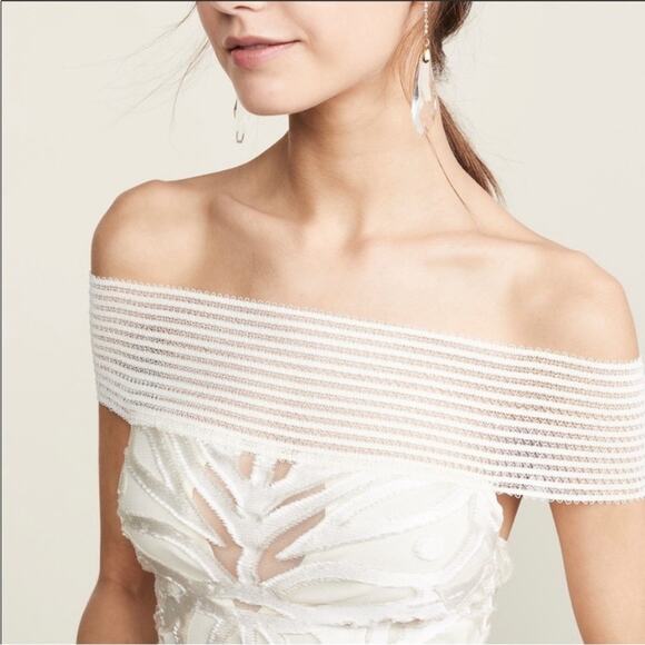 Alice McCall Lunar Eclipse Midi Dress Off Shoulder Mesh Devoré Oatmeal 0 Women’s - Picture 2 of 13